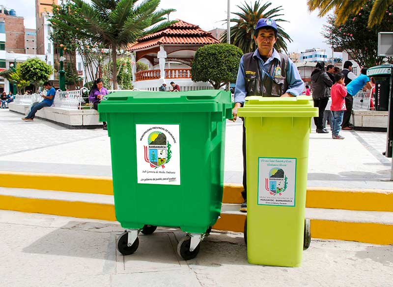 Contenedores de basura campaña